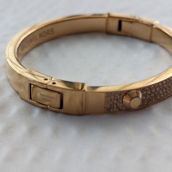 Michael Kors bangle bracelet - Picture 2 of 5